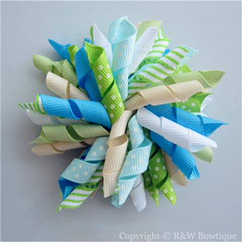 A Pop of Daisies Korker Hair Bow