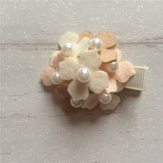 Felt Hydrangeas Clip - Peach/ Ivory Mix 