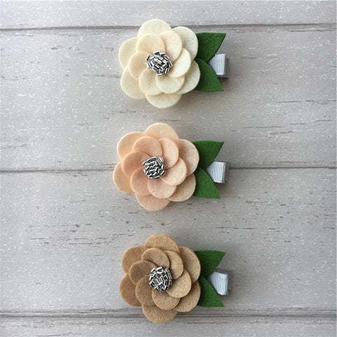 Felt Hibiscus Clip Set of 3 - Ivory Mix